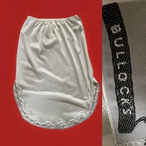 Vintage BULLOCK’S White Nylon and Lace Half Slip Size Small